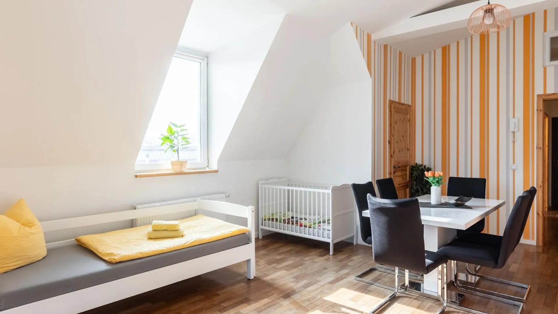 Loft Apartments Λειψία