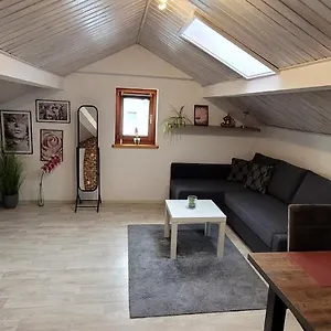 Kleine Gemütliche Mansardenwohnung Im Südosten Münchens , Assling Deutschland